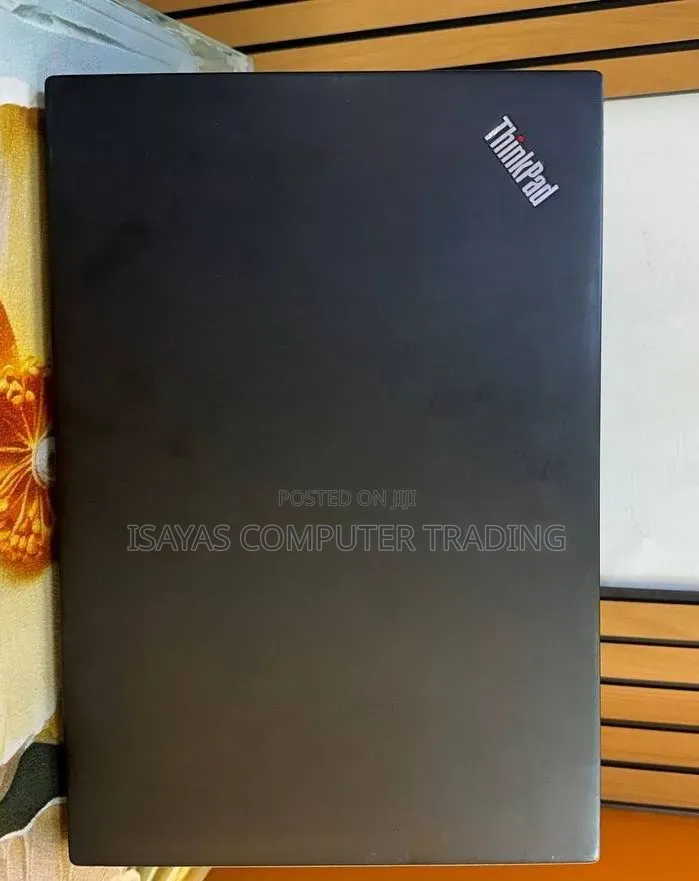 New Laptop Lenovo ThinkPad T490s 8GB Intel Core i5 SSD 512GB