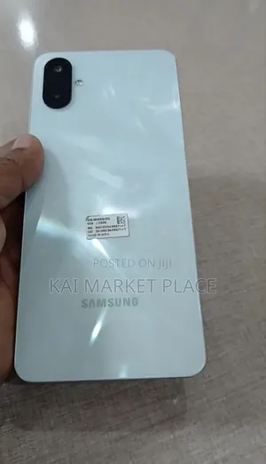 Samsung Galaxy M06 5G 128 GB
