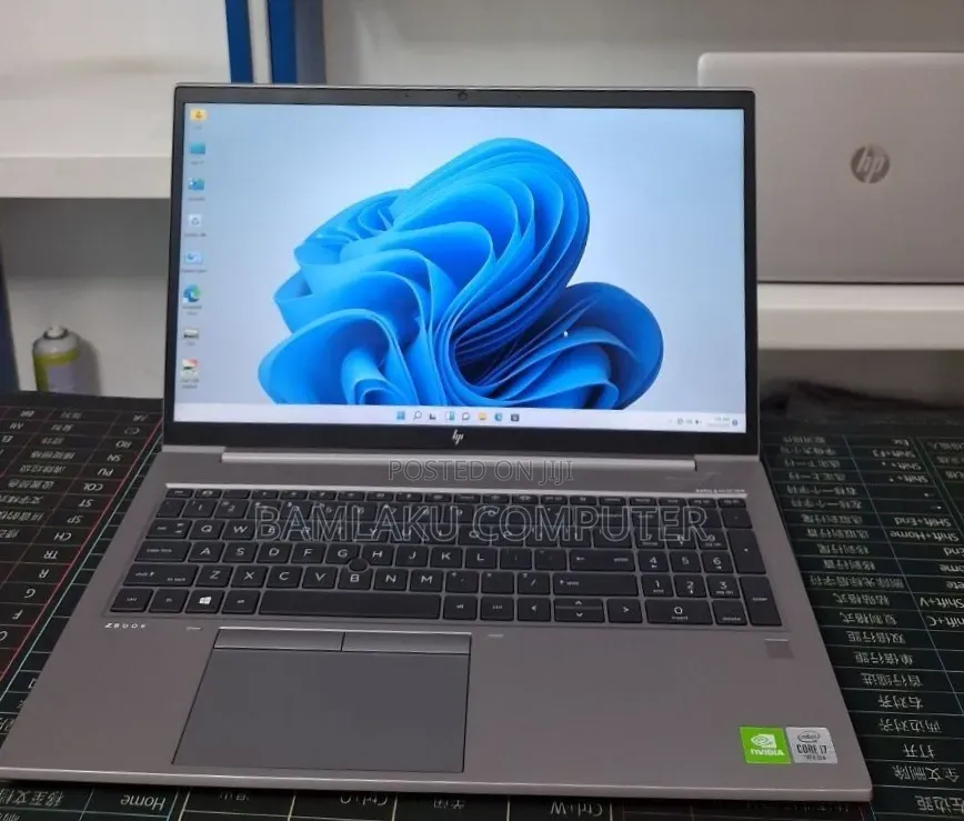 New Laptop HP ZBook Power G7 16GB Intel Core i7 SSD 512GB