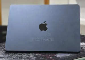 New Laptop Apple MacBook Air 2022 M2 8GB Intel SSD 256GB