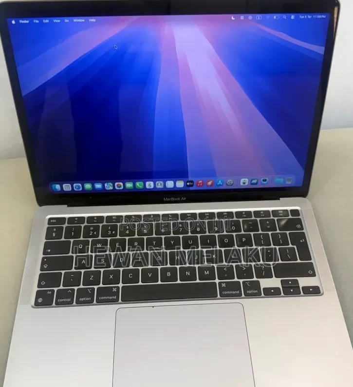 New Laptop Apple MacBook Air 2020 M1 8GB Apple M1 SSD 256GB