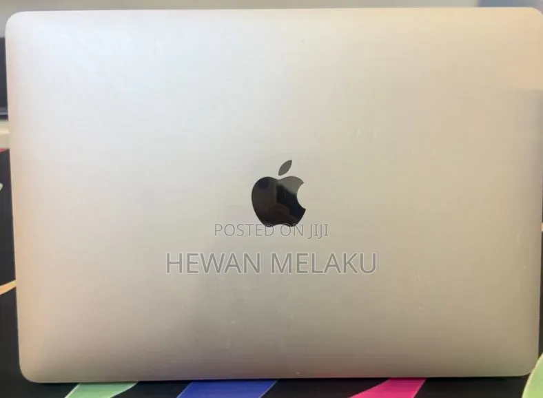 New Laptop Apple MacBook Air 2020 M1 8GB Apple M1 SSD 256GB