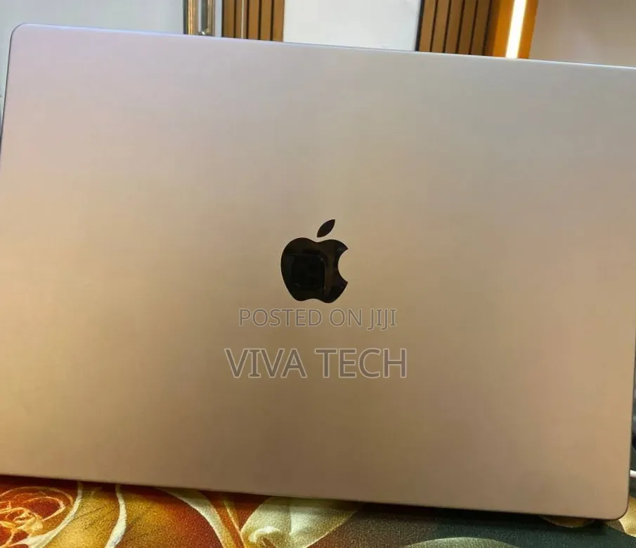 New Laptop Apple MacBook Pro 2021 M1 32GB Apple M1 Pro SSD 1T