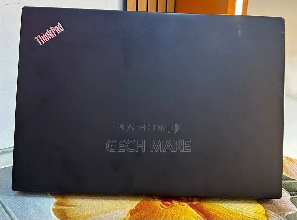 New Laptop Lenovo ThinkPad T490s 8GB Intel Core i5 SSD 512GB