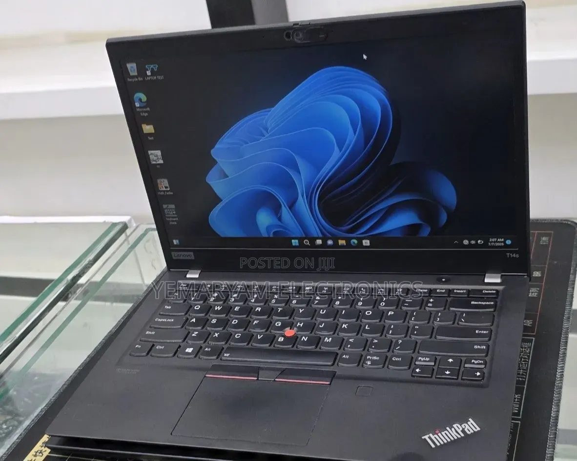New Laptop Lenovo ThinkPad T14s Gen 1 16GB AMD Ryzen 5 SSD 512GB