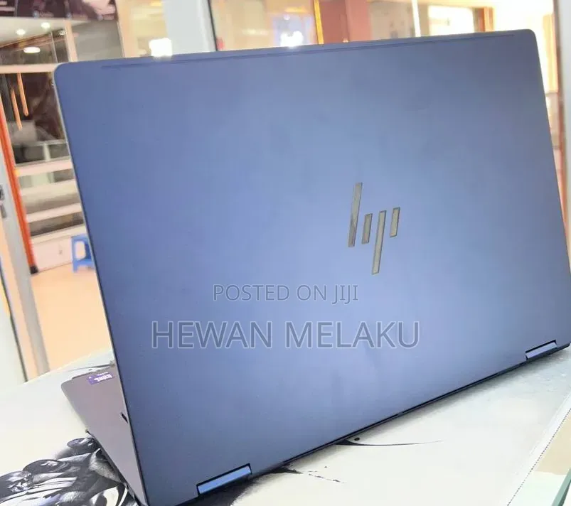 New Laptop HP OmniBook X Flip 14" 16GB Intel Core Ultra 7 SSD 1T