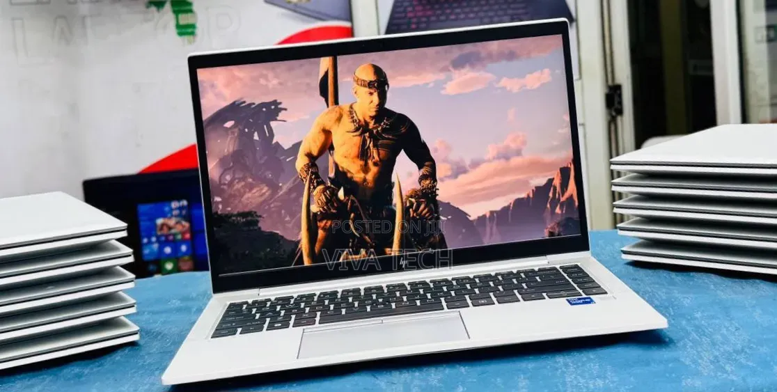 New Laptop HP EliteBook 840 G8 16GB Intel Core i7 SSD 512GB