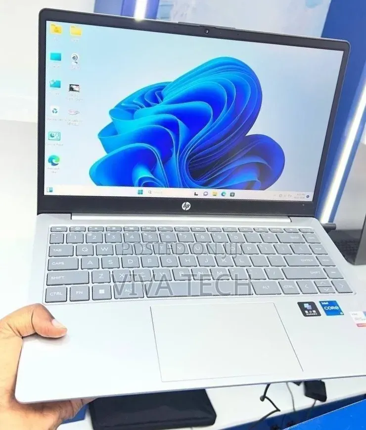 New Laptop HP Stream Notebook 16GB Intel Core i5 SSD 1T