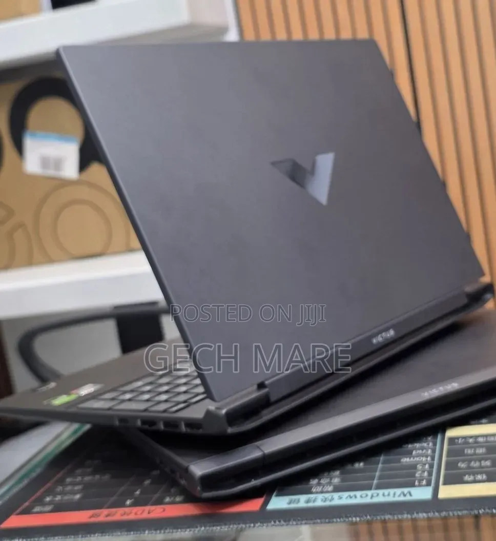 New Laptop HP Victus 15 16GB AMD Ryzen 7 SSD 512GB