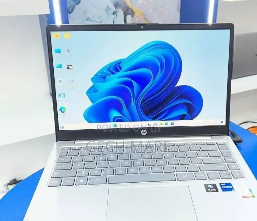 New Laptop HP Stream Notebook 16GB Intel Core i5 SSD 1T