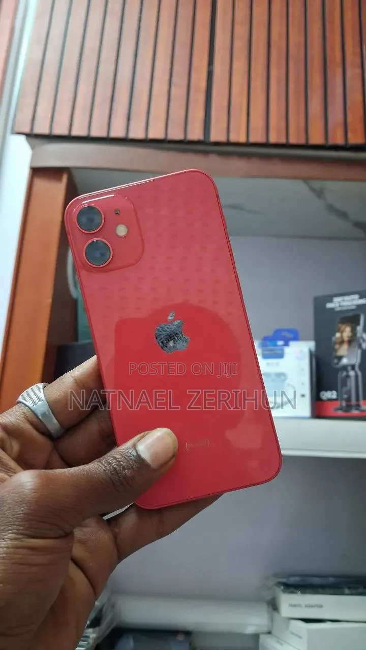 New Apple iPhone 12 mini 128 GB Red