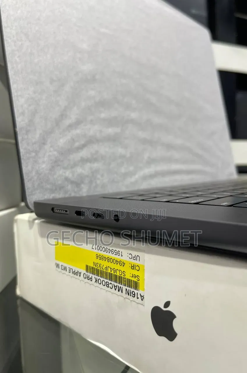 New Laptop Apple MacBook Pro 2024 M4 Max 48GB Apple M4 Max SSD 2T