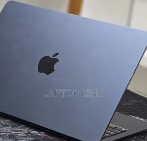 New Laptop Apple MacBook Air 2022 M2 8GB Apple M2 SSD 256GB