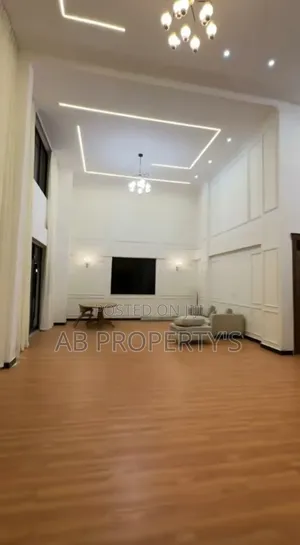 4bdrm Penthouse in Bole 24 for sale