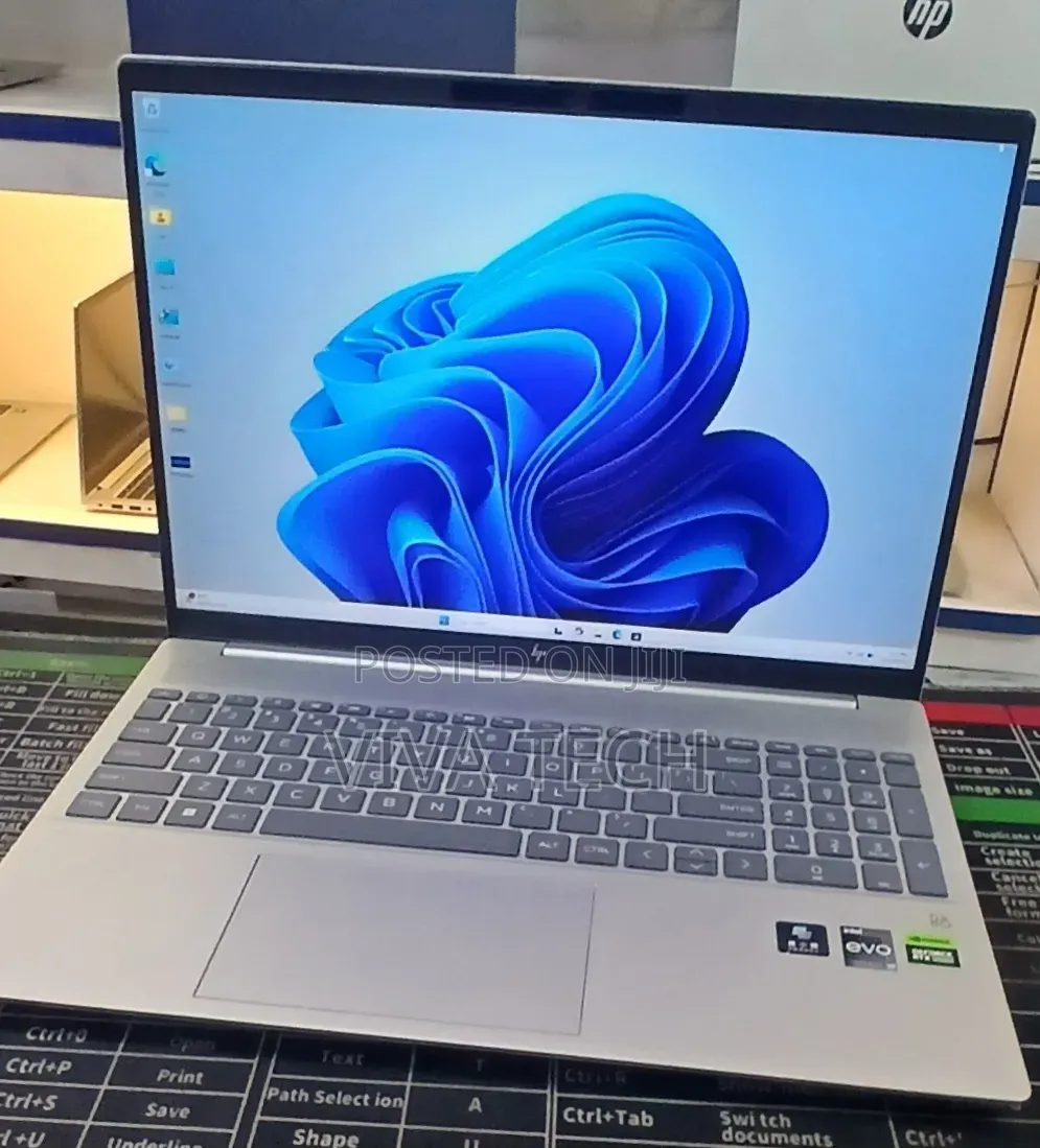 New Laptop HP Pavilion 15 16GB Intel Core i7 SSD 1T