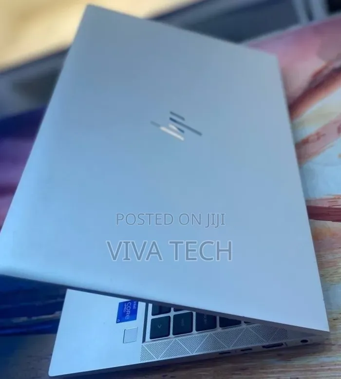 New Laptop HP EliteBook 840 G8 16GB Intel Core i5 SSD 512GB