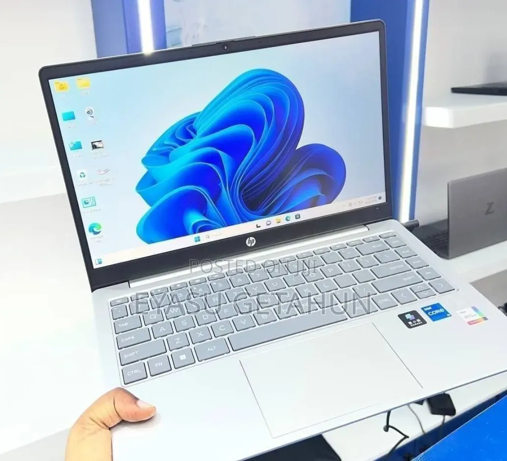 New Laptop HP Stream Notebook 16GB Intel Core i5 SSD 1T