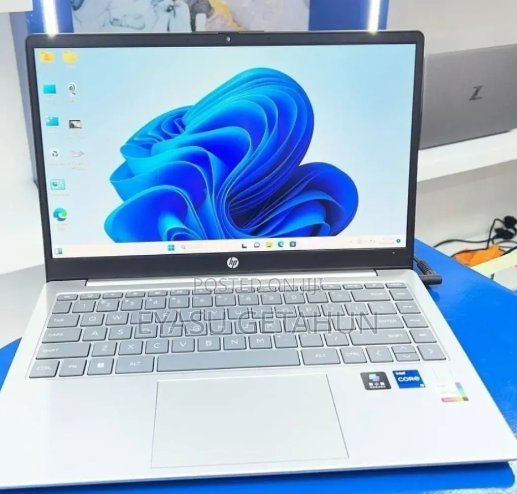 New Laptop HP Stream Notebook 16GB Intel Core i5 SSD 1T