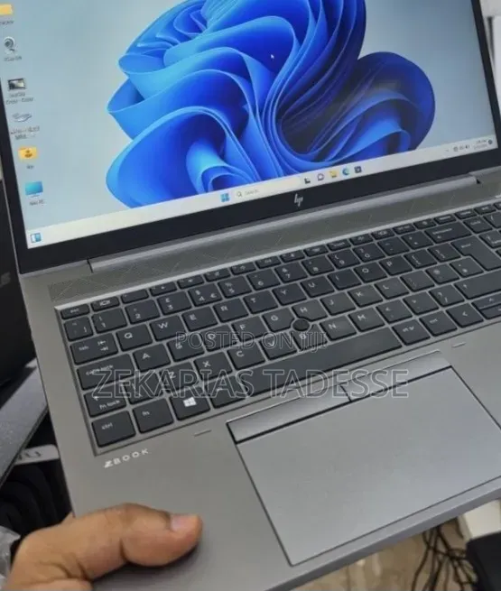 New Laptop HP ZBook 15 16GB Intel Core i7 SSD 512GB