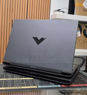 New Laptop HP Victus 16 16GB AMD Ryzen 7 SSD 512GB