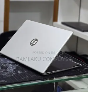 New Laptop HP Stream Notebook 8GB AMD Ryzen 5 SSD 512GB