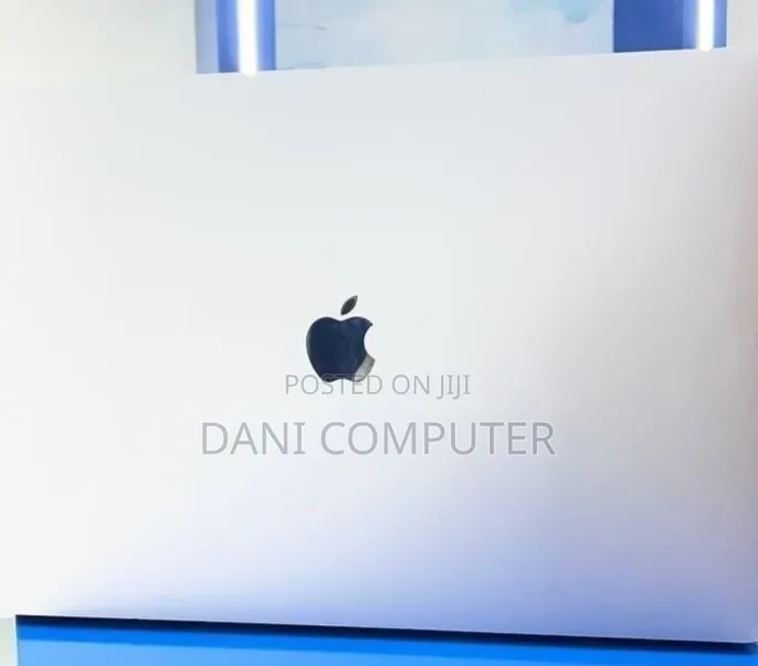 New Laptop Apple MacBook Pro 2019 32GB Intel Core i9 SSD 1T