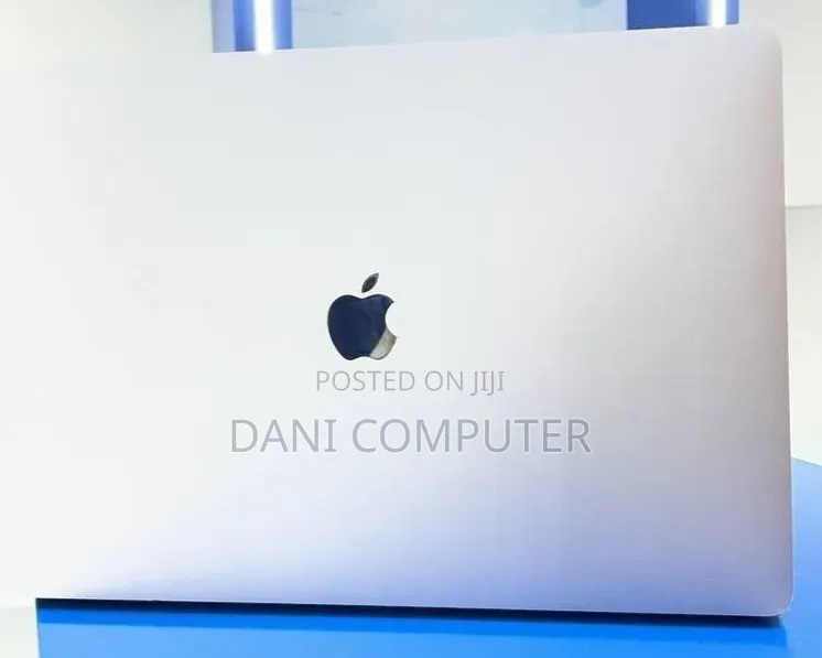 New Laptop Apple MacBook Pro 2019 32GB Intel Core i9 SSD 1T