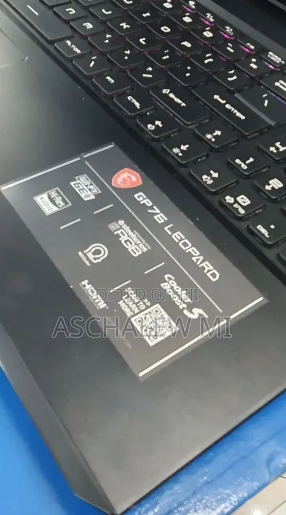New Laptop MSI GP75 Leopard 16GB Intel Core i7 SSD 512GB
