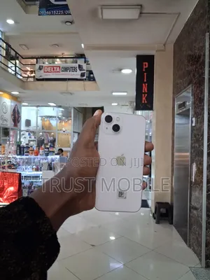 Apple iPhone 13 128 GB White