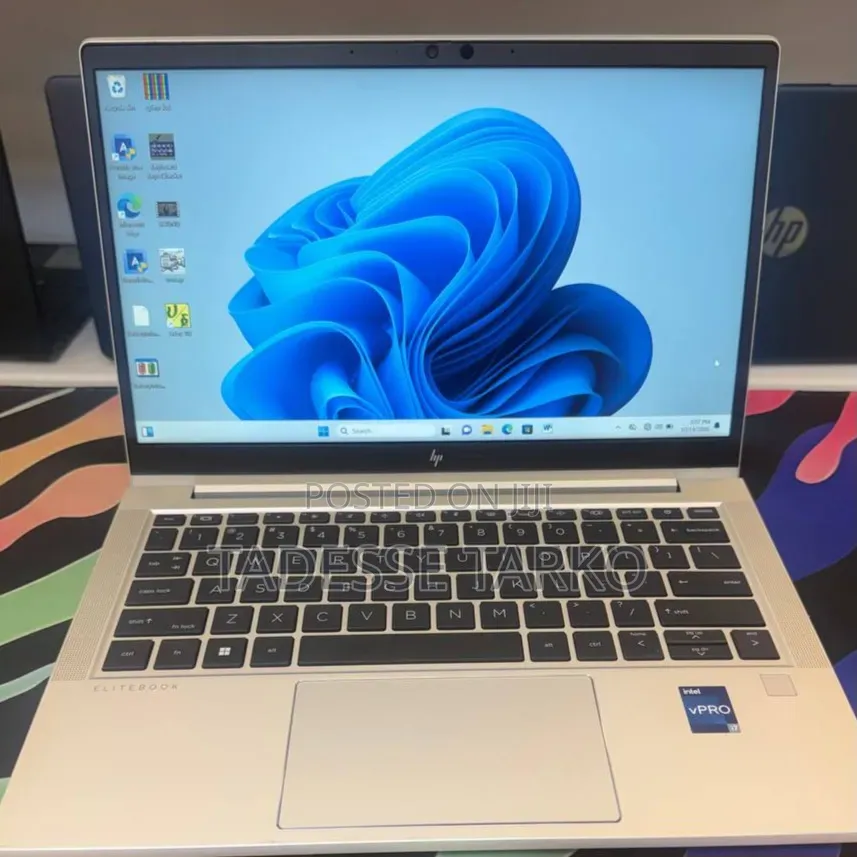 New Laptop HP EliteBook 630 G10 16GB Intel Core i7 SSD 512GB
