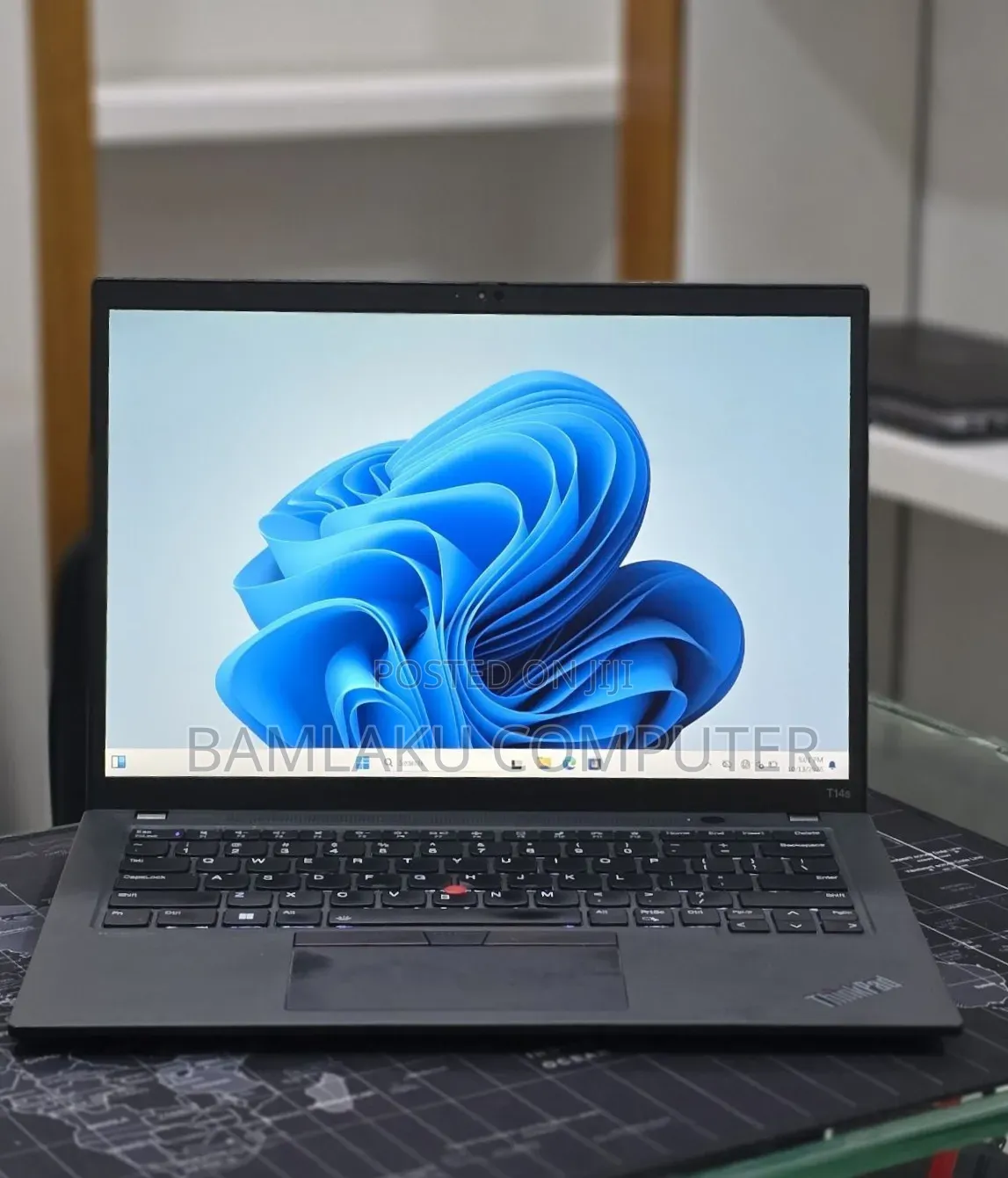 New Laptop Lenovo ThinkPad T14s G4 16GB Intel Core i7 SSD 512GB