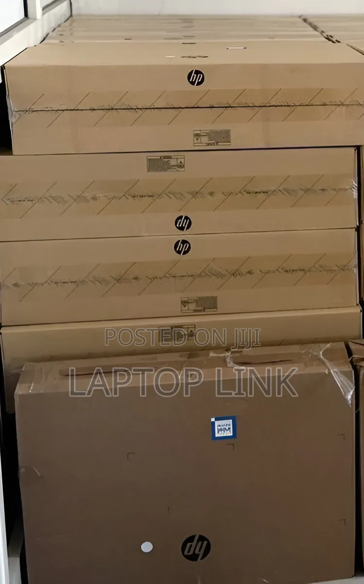 New HP 200 G4 22 All-in-One 8GB Intel Core i5 SSD 512GB