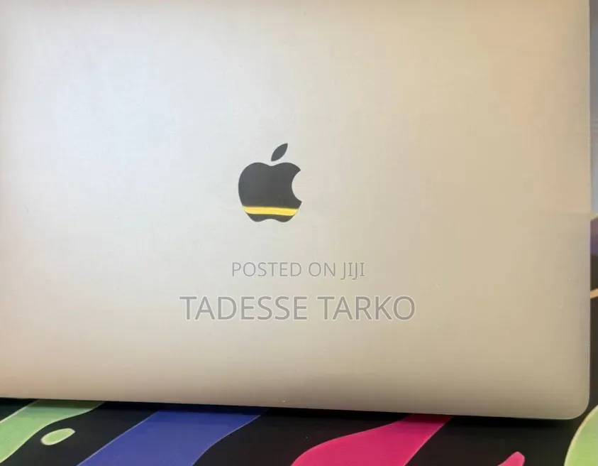 New Laptop Apple MacBook Air 2020 M1 8GB Apple M1 SSD 256GB
