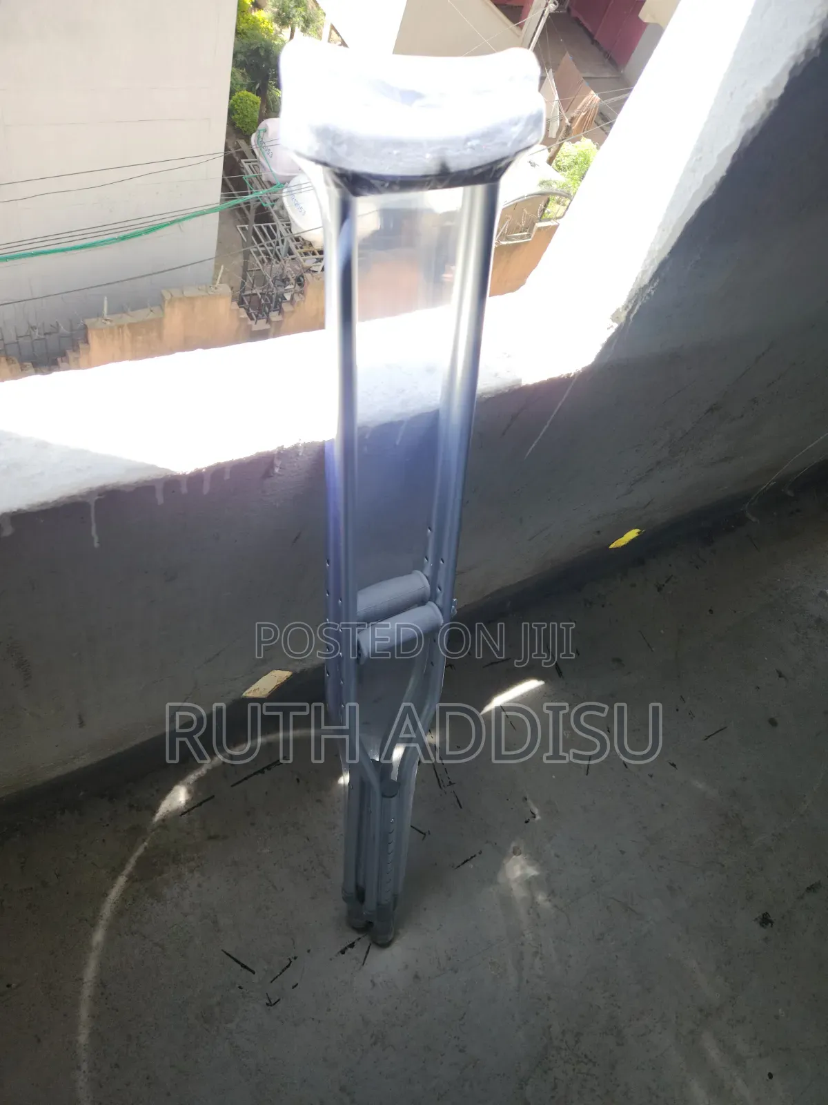 Axillary Bilateral Crutches瘨就crutches痂了crutches煞是crutches延誤crutches