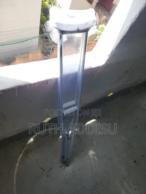 Axillary Bilateral Crutches瘨就crutches痂了crutches煞是crutches延誤crutches