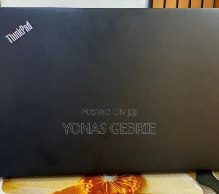 New Laptop Lenovo 8GB Intel Core i5 SSD 512GB