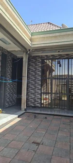 Furnished 7bdrm Villa in Dukem Gabreil Area, East Shewa for sale