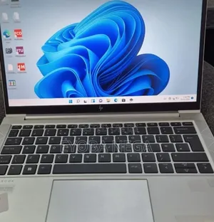 New Laptop HP EliteBook 830 G8 16GB Intel Core i7 SSD 512GB