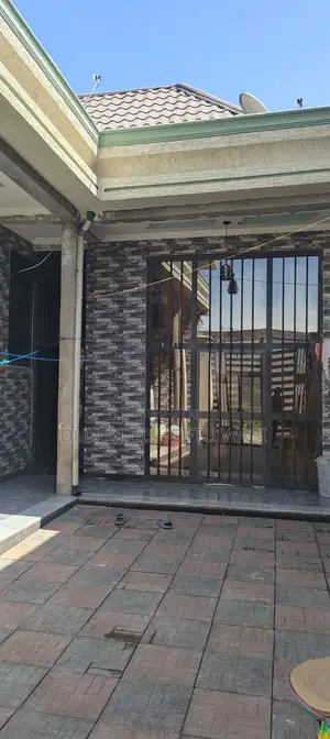 Furnished 7bdrm Villa in Dukem Gabreil Sefar, East Shewa for sale