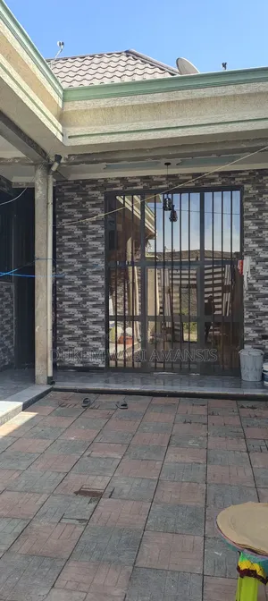 Furnished 7bdrm Villa in Dukem Gabreil Sefar, East Shewa for sale