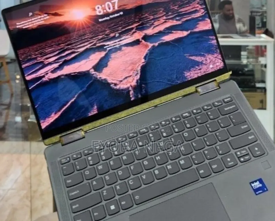 New Laptop Lenovo Yoga 7i 16GB Intel Core Ultra 7 SSD 512GB