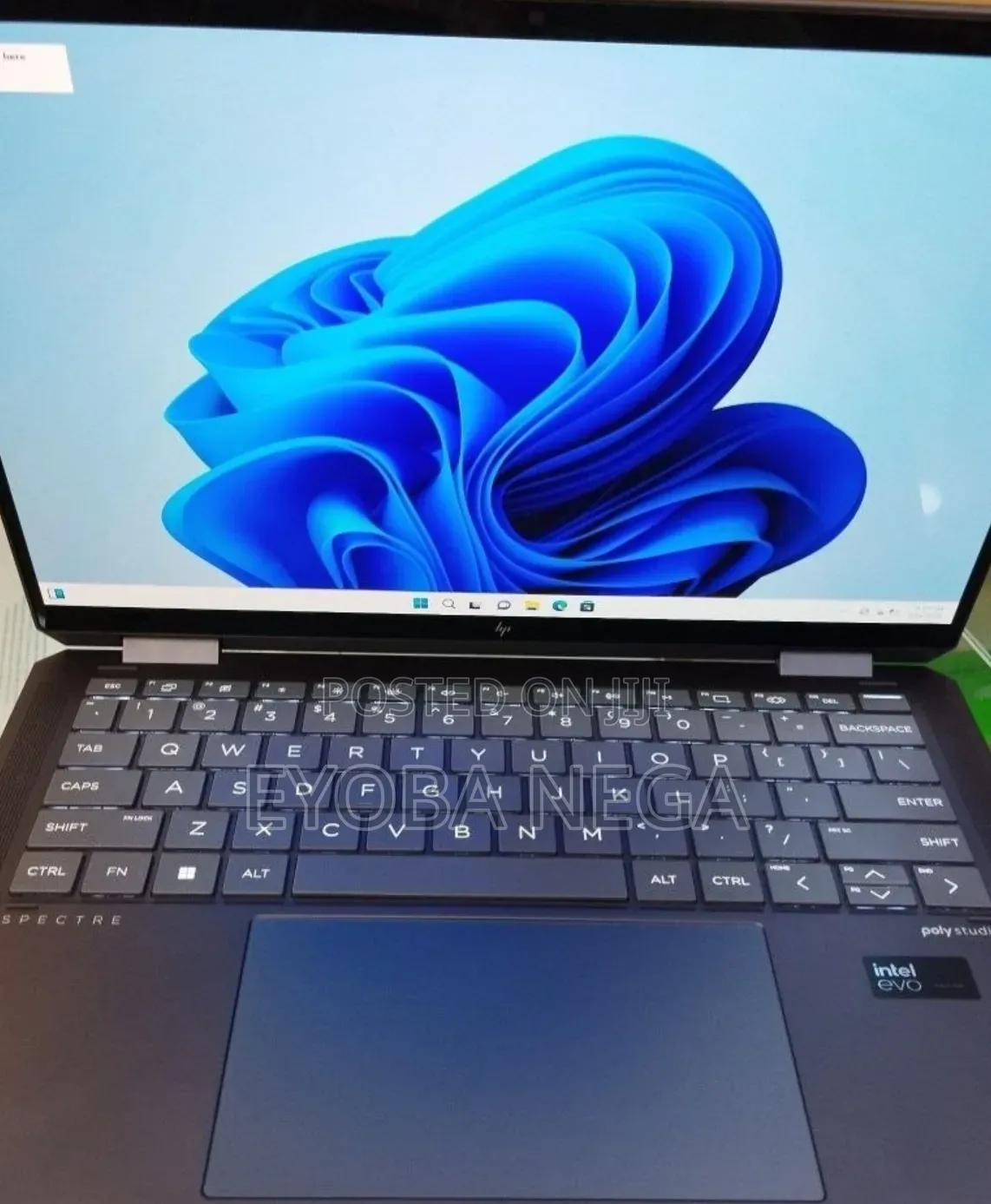 New Laptop HP Spectre 16GB Intel Core Ultra 7 SSD 1T