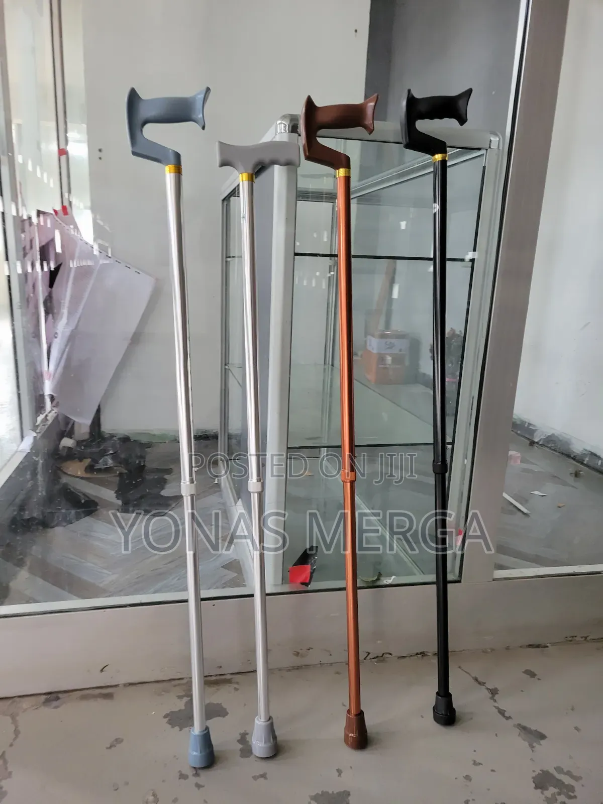 Walking Stick鈸匯cane○•device Used to Provide Postural Stability