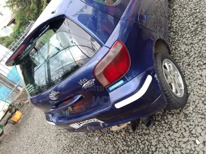 Toyota Vitz 2001 Blue