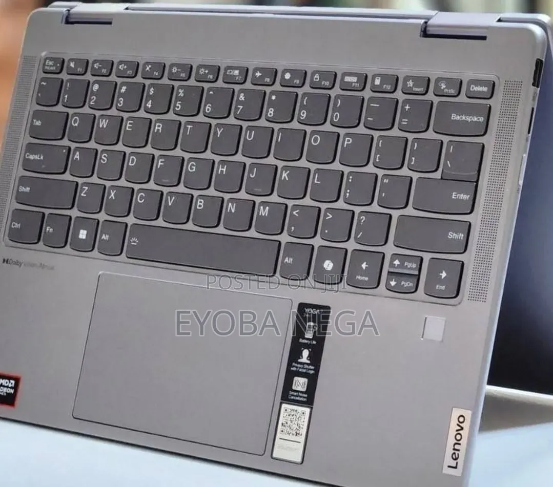 New Laptop Lenovo Yoga 700 16GB AMD Ryzen 7 SSD 512GB