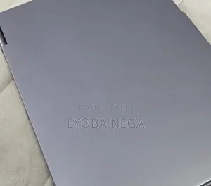 New Laptop Lenovo Yoga 700 16GB AMD Ryzen 7 SSD 512GB