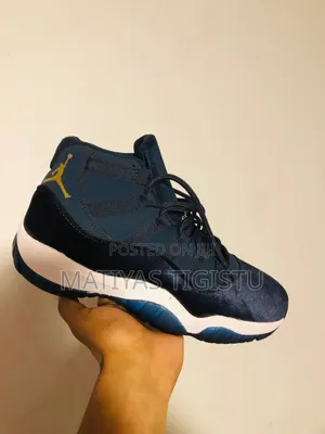 Jordan 11 High Top Sneakers