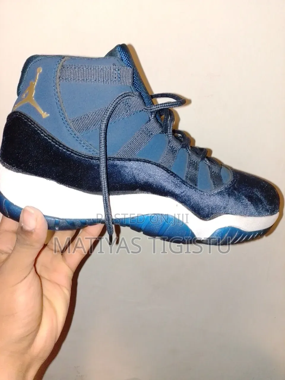 Jordan 11 High Top Sneakers