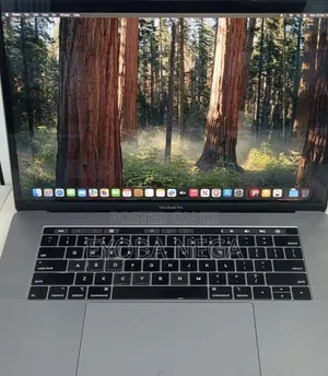 New Laptop Apple MacBook Pro 2019 16GB Intel Core i9 SSD 512GB