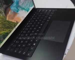 New Laptop Microsoft Surface 16GB Intel Core i7 SSD 256GB